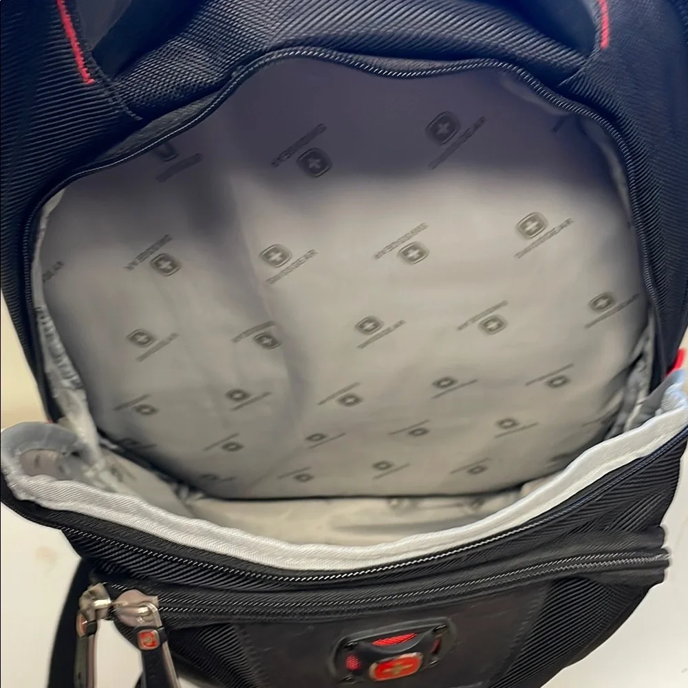 SwissGear Black Backpack with Padded Straps and Multiple Compartments